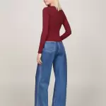 Tommy Jeans - Tricou pe Roșu Bordeaux