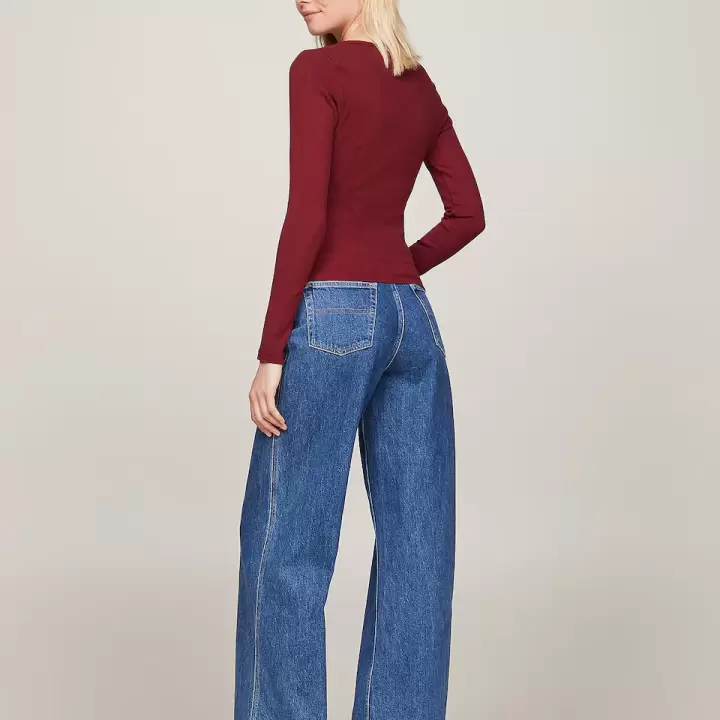 Tommy Jeans - Tricou pe Roșu Bordeaux